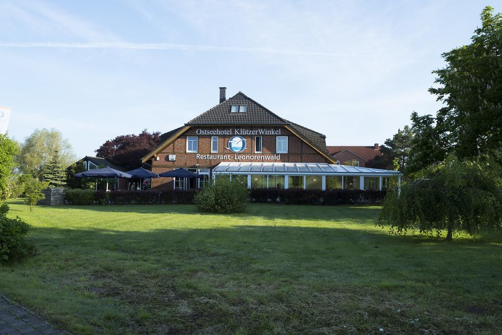Ostseehotel Kluetzer Winkel Hohen Schoenberg Exterior foto
