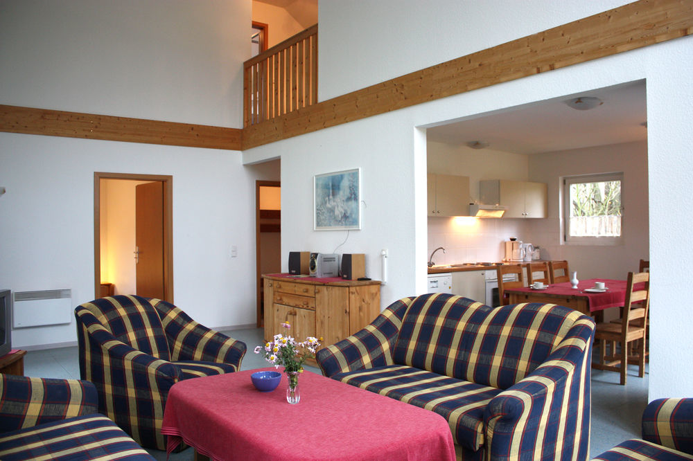 Ostseehotel Kluetzer Winkel Hohen Schoenberg Exterior foto