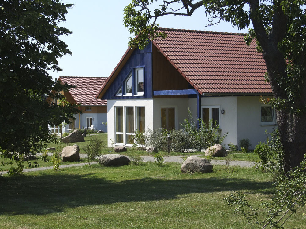 Ostseehotel Kluetzer Winkel Hohen Schoenberg Exterior foto