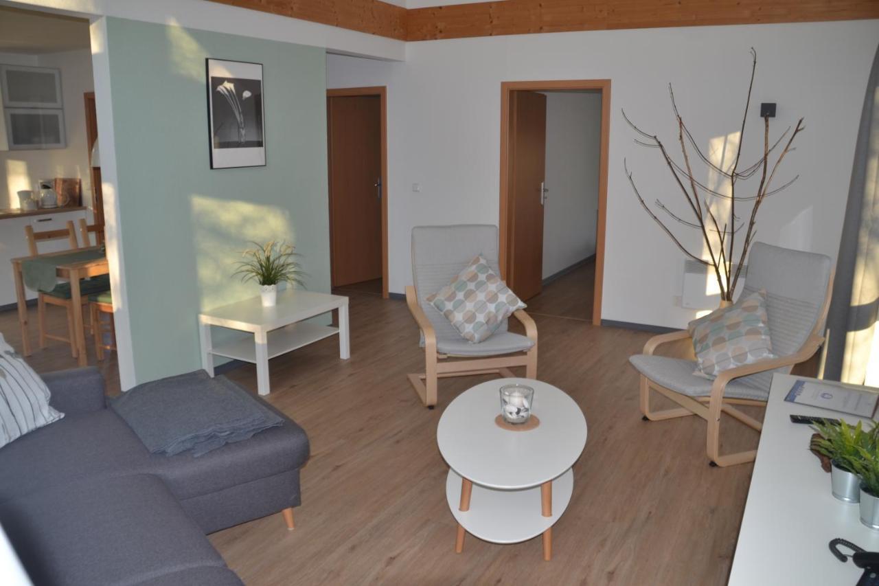Ostseehotel Kluetzer Winkel Hohen Schoenberg Exterior foto